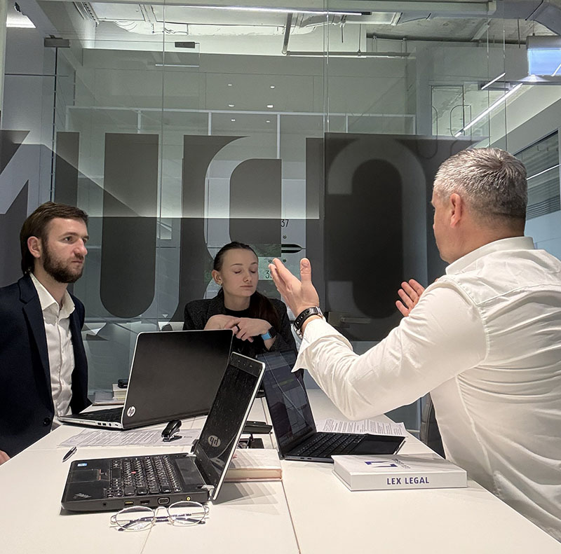 Стягнення аліментів